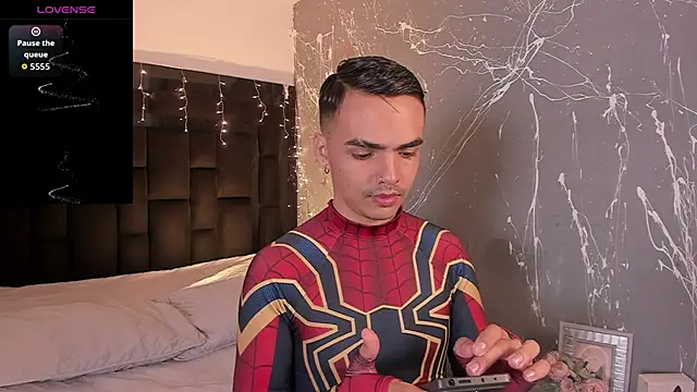 Snapshot of NicoKingg_ chatting on December 21, 2025, 4:03 am NicoKingg online show from December 21, 2025, 4:03 am