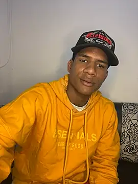 JUANBIGCOCK21CM online show from April 6, 2026, 1:34 am