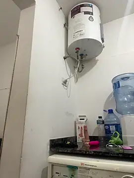 amazonaa9 online show from February 25, 2026, 3:34 pm