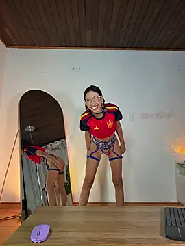 selene starkk online show from July 7, 2026, 12:57 am
