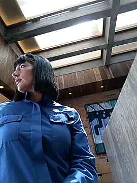 Luna juicy online show from November 22, 2025, 5:56 pm