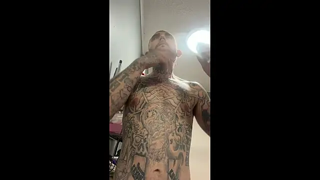 trickydickydaddy online show from June 15, 2026, 3:40 am