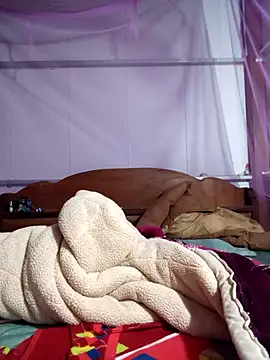 Hini68 online show from November 28, 2025, 2:23 am