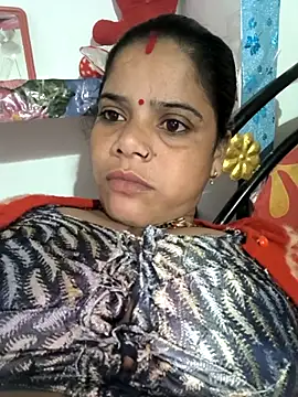 Hot suini online show from December 21, 2025, 1:57 pm