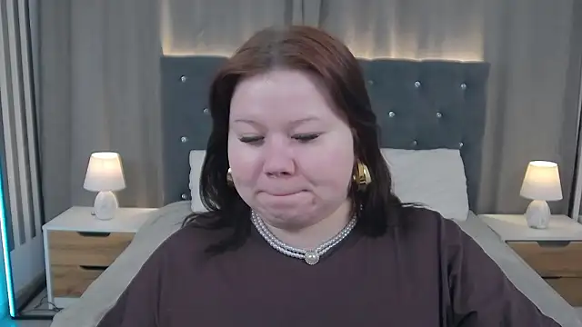 EvaNova  online show from February 13, 2026, 4:34 am