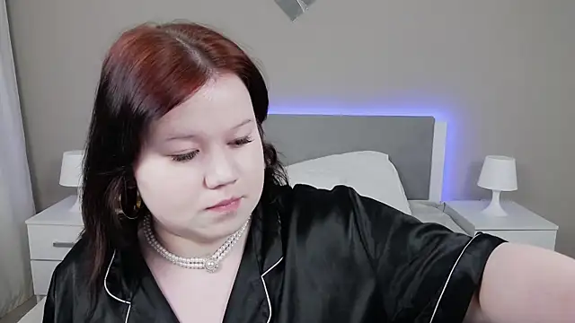 EvaNova  online show from January 11, 2026, 4:30 am