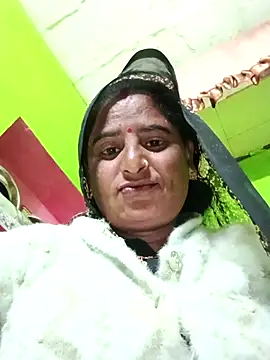 Quin love143 online show from November 12, 2025, 10:35 pm