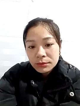 Lyla john online show from December 15, 2025, 9:31 pm