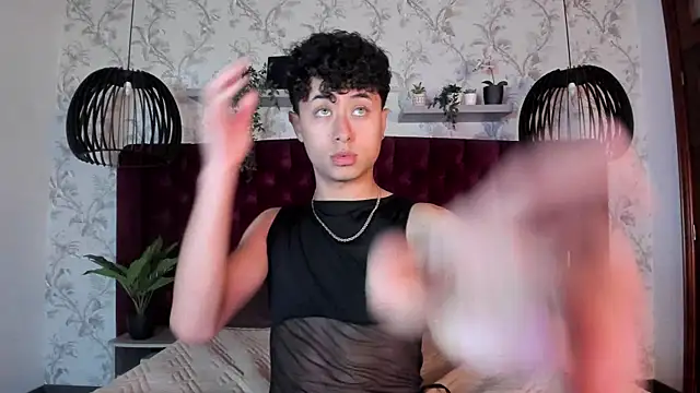 Noah dupont  online show from November 21, 2025, 11:53 am