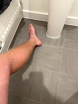 cumtoomuch25 online show from November 8, 2025, 8:34 pm