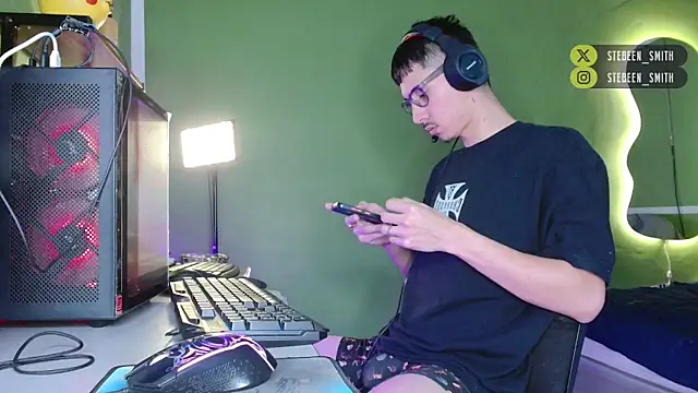 Snapshot of Kurt_williams1 chatting on March 21, 2026, 12:53 pm Kurt williams1 online show from March 21, 2026, 12:53 pm