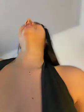 EmmiiGlow online show from July 12, 2026, 2:01 am