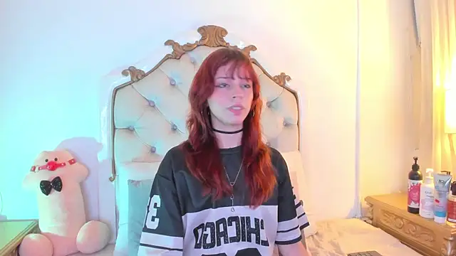 scarlett smith 3 online show from June 23, 2026, 2:20 am