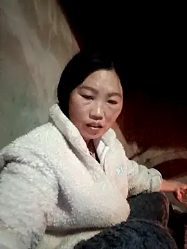 blonde blg online show from February 19, 2026, 11:18 am