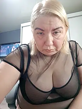 Snapshot of URALS-BOOBS chatting on April 10, 2026, 6:37 pm URALS-BOOBS online show from April 10, 2026, 6:37 pm