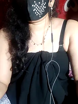 Snapshot of HotGirl23231 chatting on June 14, 2026, 6:42 pm HotGirl23231 online show from June 14, 2026, 6:42 pm