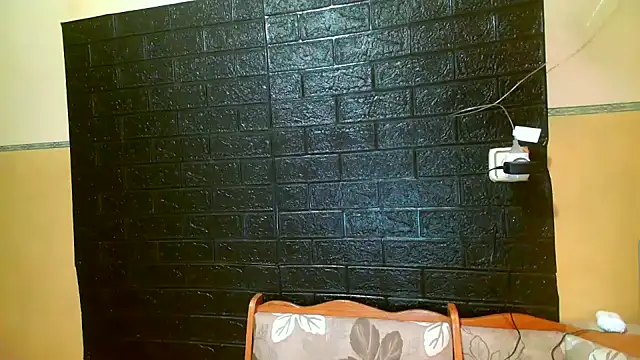 CuteButNaughty  online show from January 9, 2026, 8:05 pm