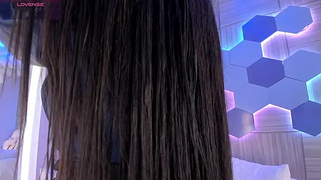 sofiaivanova online show from February 14, 2026, 3:40 am