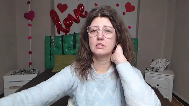 RoseHille online show from February 7, 2026, 6:21 am