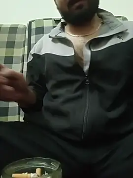 MrToxxic online show from November 24, 2025, 5:13 pm