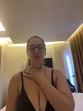 Milana8263 online show from December 16, 2025, 8:51 am