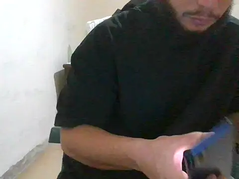 Malessere1922 online show from November 19, 2025, 8:53 pm