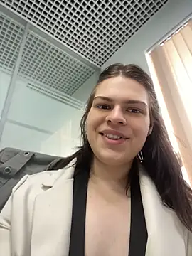 Dona Mafia online show from May 5, 2026, 11:08 pm