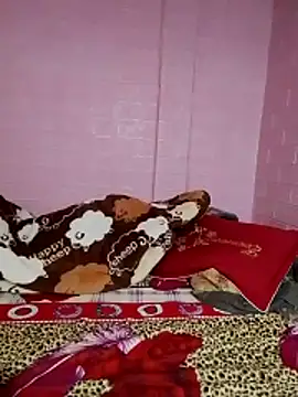 Cloud-wh online show from December 1, 2025, 6:03 am