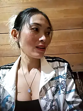 Soursop-op online show from November 15, 2025, 6:39 am