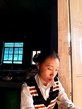 -Chua-90 online show from November 26, 2025, 8:14 am