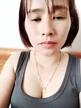 Swan-white123 online show from December 18, 2025, 6:29 am