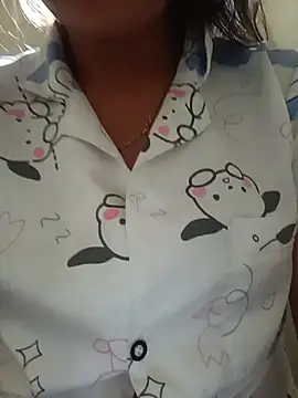 vangkt-cute online show from July 25, 2026, 6:21 am