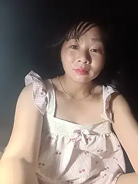 vangkt-cute online show from July 16, 2026, 8:50 pm