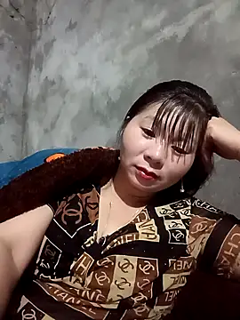 vangkt-cute online show from February 11, 2026, 4:40 pm