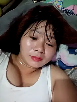 vangkt-cute online show from April 27, 2026, 8:18 pm