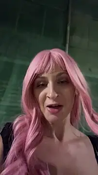 HOTLadyluna online show from August 2, 2026, 12:20 am