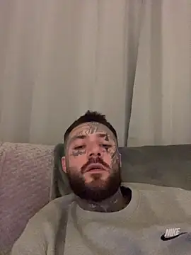 Snapshot of magicmichaell chatting on February 16, 2026, 6:06 pm magicmichaell online show from February 16, 2026, 6:06 pm