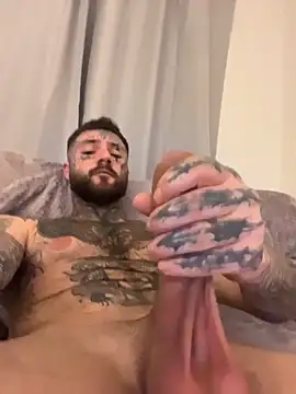 Snapshot of magicmichaell chatting on February 21, 2026, 6:54 pm magicmichaell online show from February 21, 2026, 6:54 pm