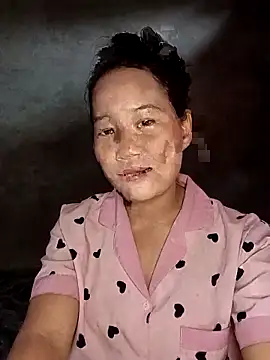 -Huong-99 online show from November 17, 2025, 2:48 am