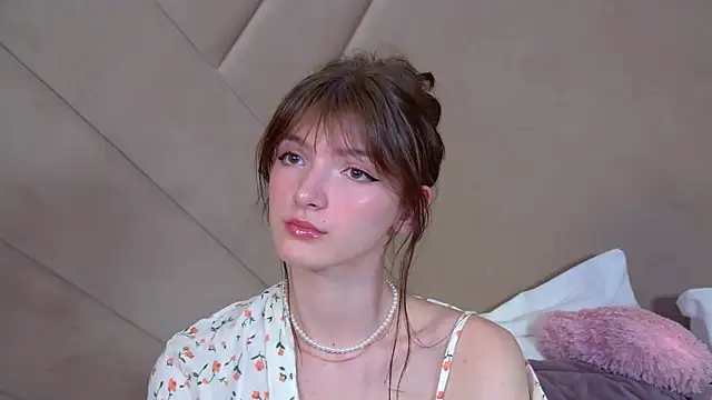 Snapshot of SophiaProve chatting on March 9, 2026, 4:21 pm SophiaProve online show from March 9, 2026, 4:21 pm