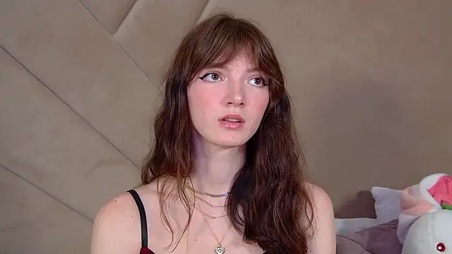 Snapshot of SophiaProve chatting on March 19, 2026, 4:29 pm SophiaProve online show from March 19, 2026, 4:29 pm