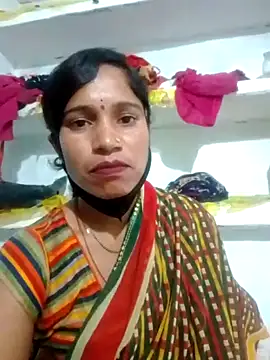 DESIIDIVA online show from November 21, 2025, 3:33 pm