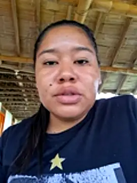 Snapshot of Sarahy- chatting on May 26, 2026, 2:15 pm Sarahy- online show from May 26, 2026, 2:15 pm