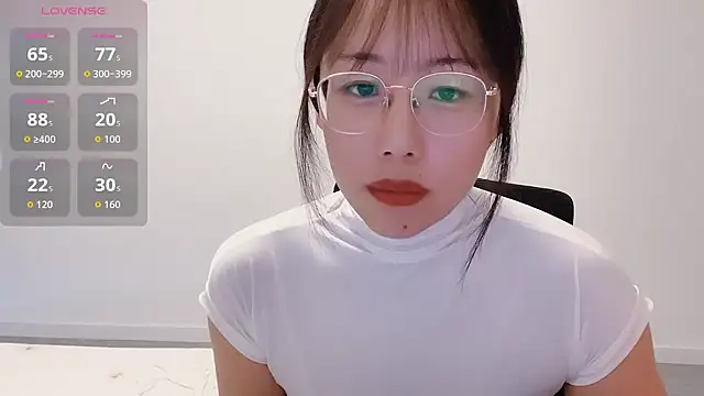 suisui322 online show from December 15, 2025, 6:08 am