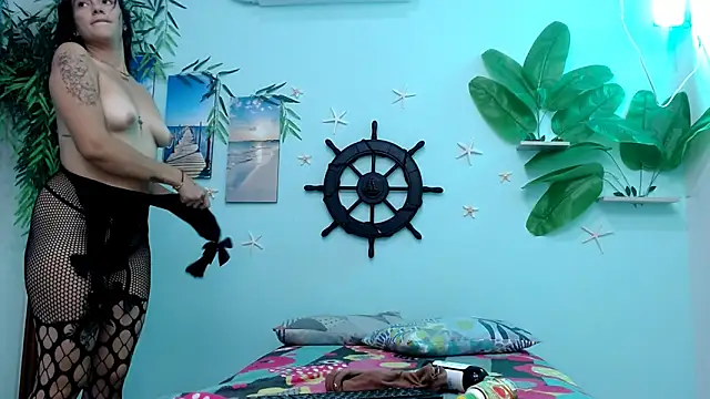 salomesmit666 online show from November 28, 2025, 7:25 pm