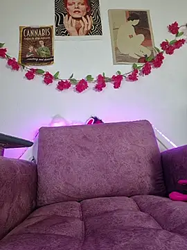 dirty diiana online show from April 21, 2026, 1:42 am