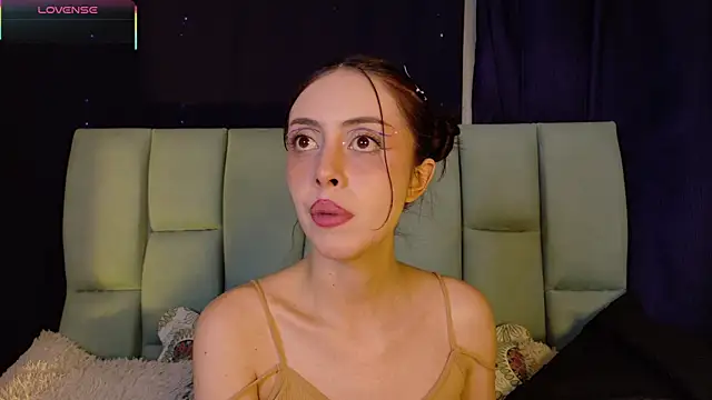 DahliaVex  online show from May 2, 2026, 11:26 am