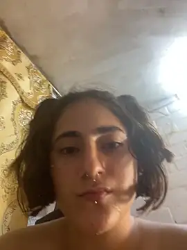 jessi bentz  online show from November 15, 2025, 6:28 am