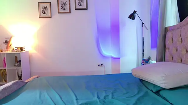 estebanperez 26 online show from February 10, 2026, 10:09 pm