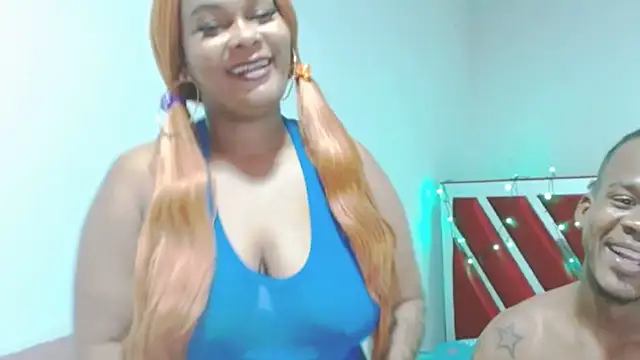 antonela-cris online show from November 12, 2025, 6:17 am